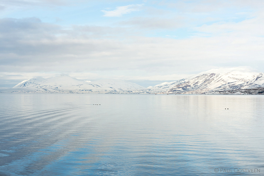 Eyjafjördur fjord in de winter.